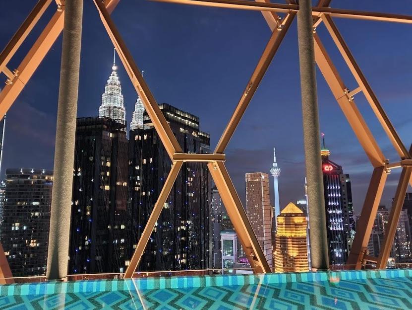 Scarletz Suites Klcc By M Suites Kuala Lumpur Exterior foto